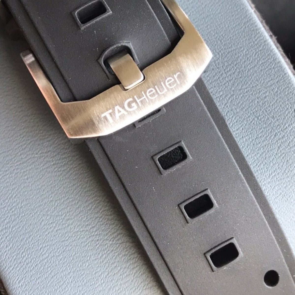 Tag Heuer Aquaracer Men's Rubber Strap Watch