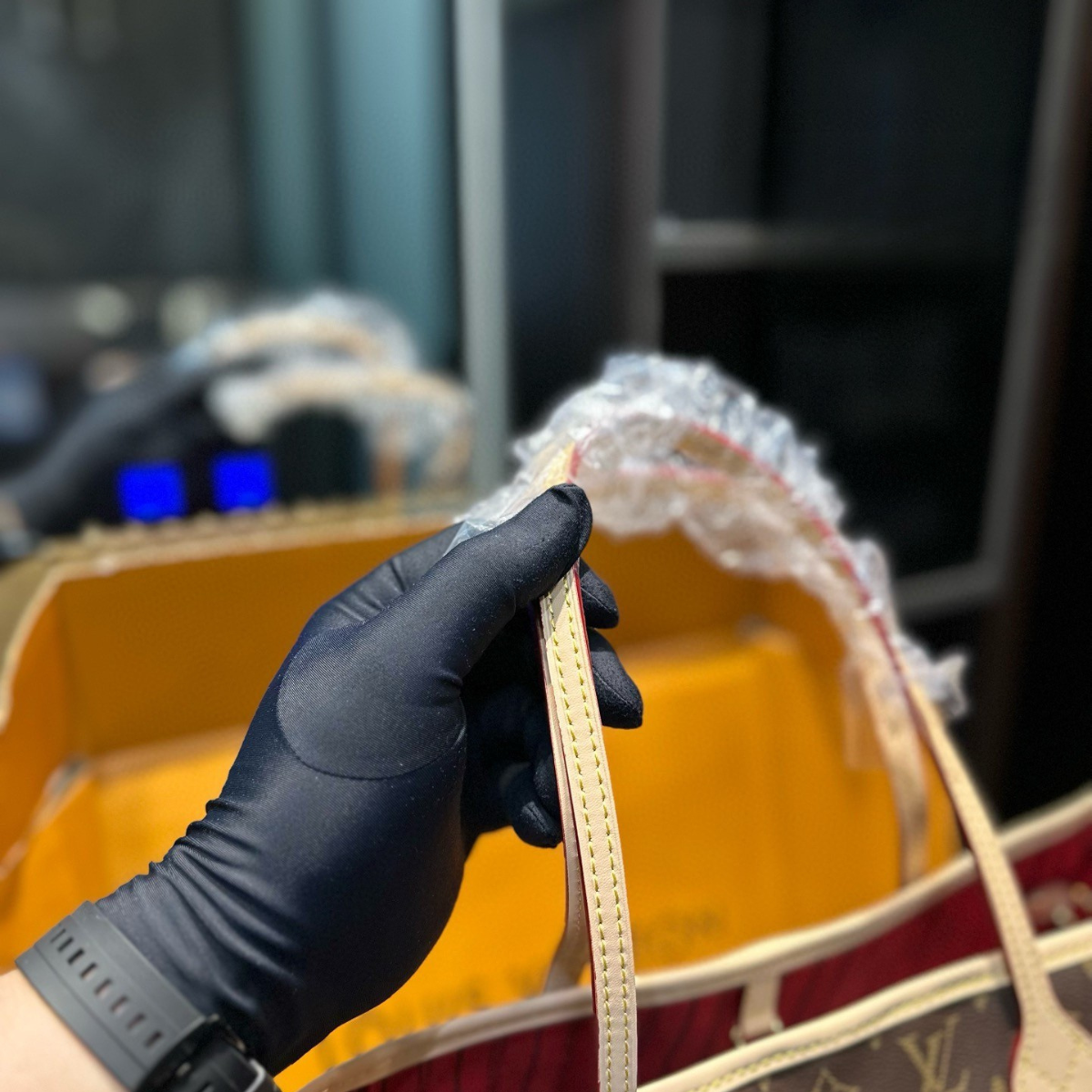 LV Neverfull Shopping Bag