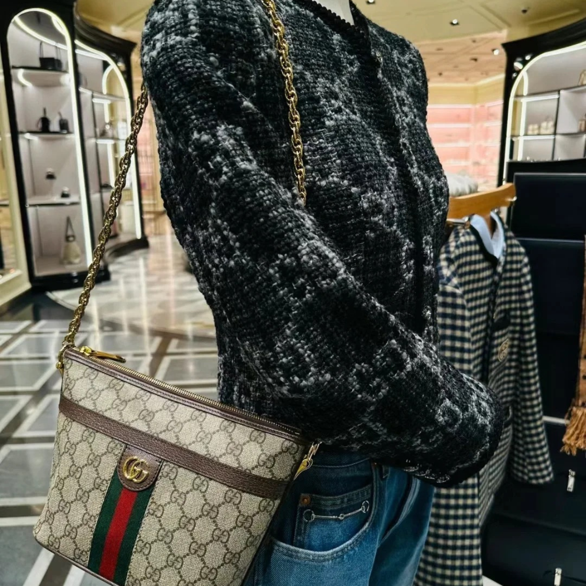 GUCCI Supreme Shoulder Bag