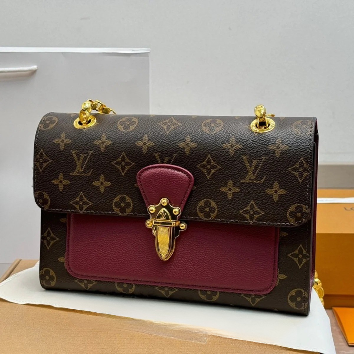 LV Victory Chain Bag
