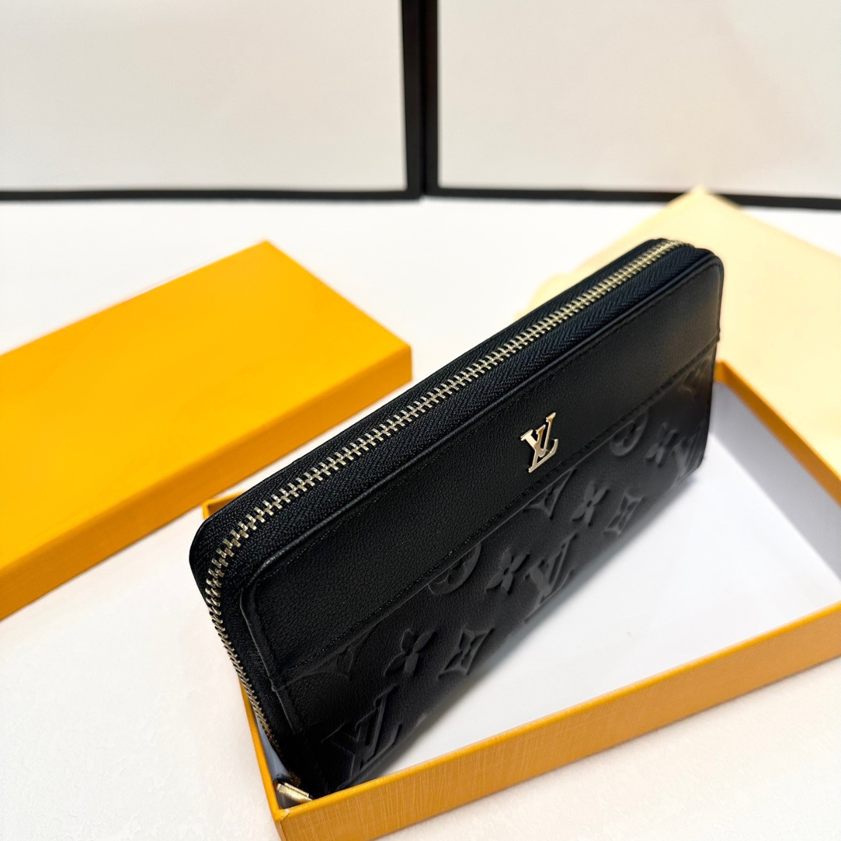 LV Men’s Hand Bag