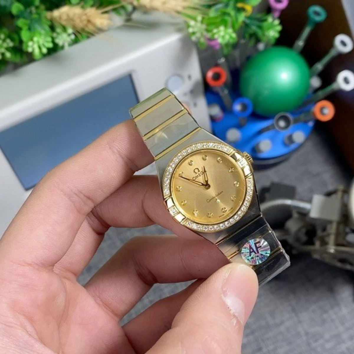 Omega Quartz Constellations Watch