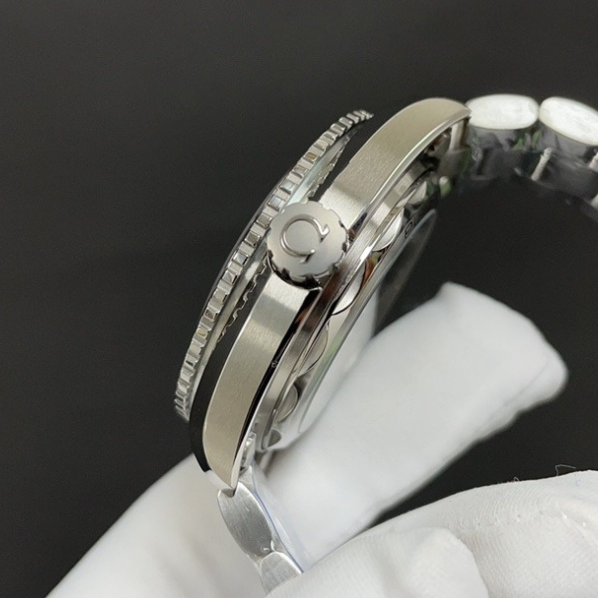 Omega Seamaster 600 Watch