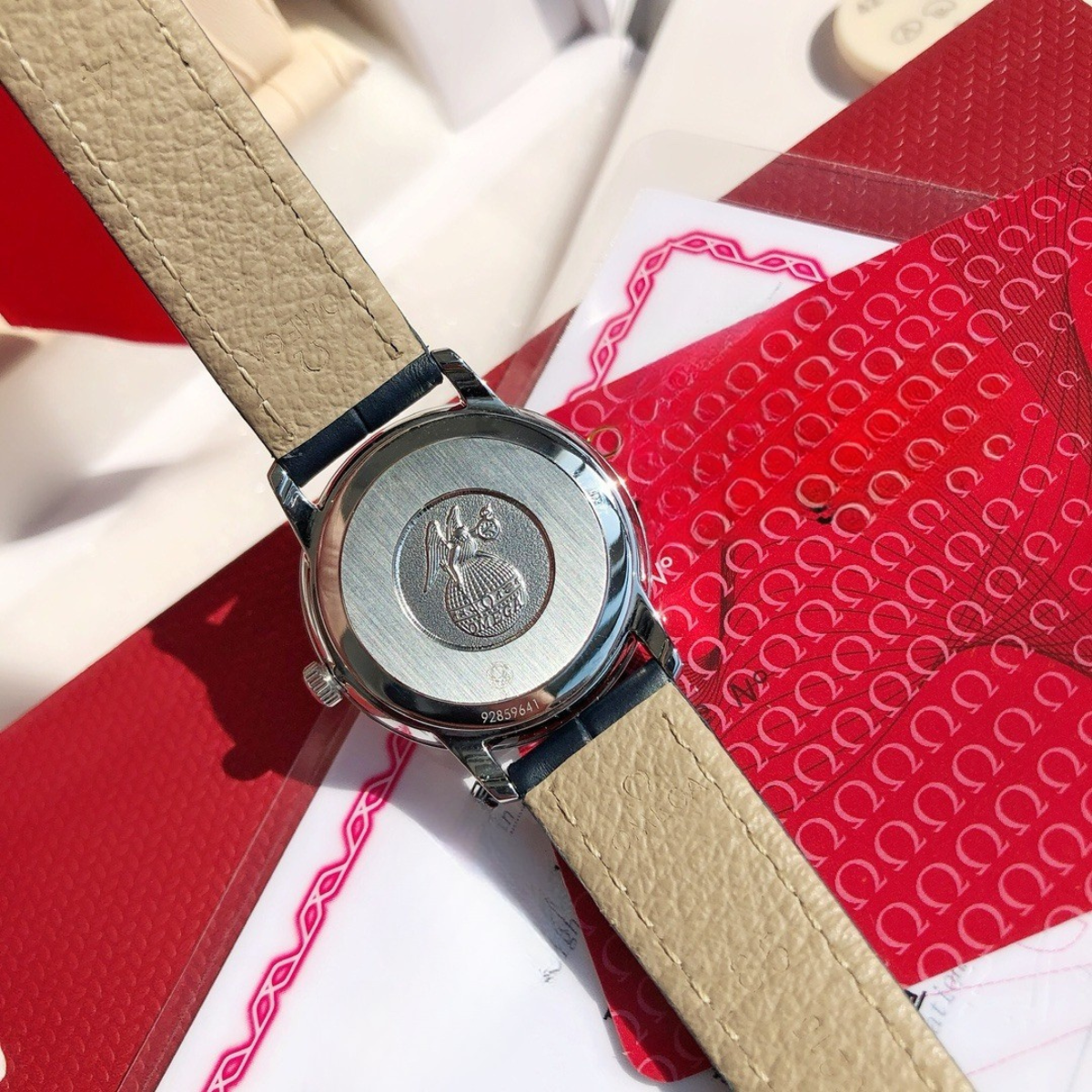 Omega Luxury Diamond Timepiece Watch