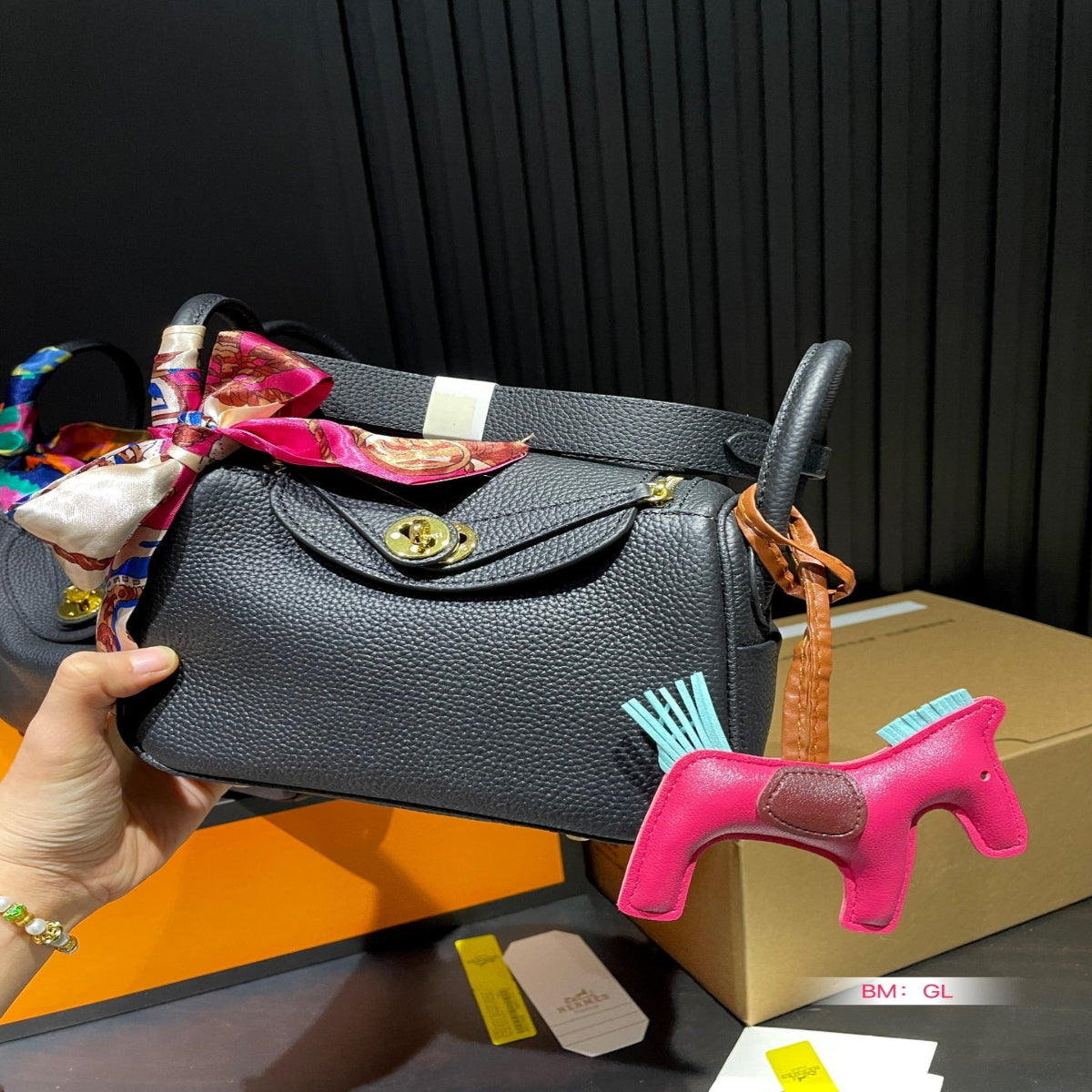 Hermès Lindy Shoulder Bag