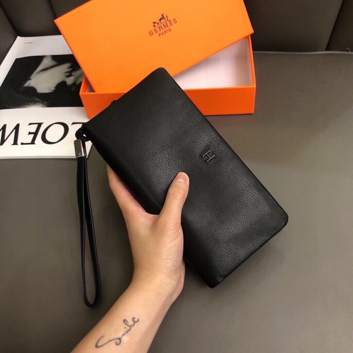 Hermès Black Clutch 21x10 Bag