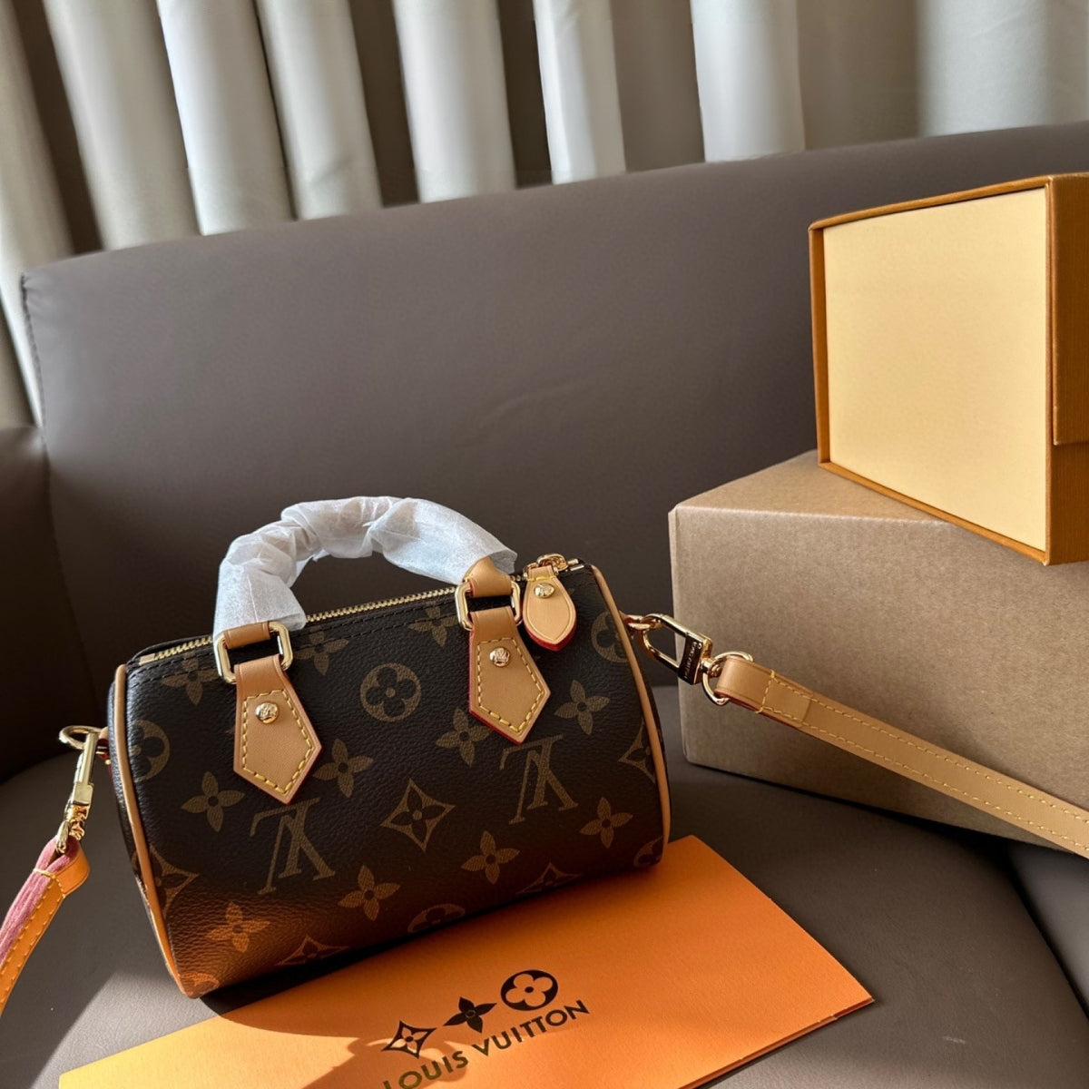 LV 16cm Pillow Bag