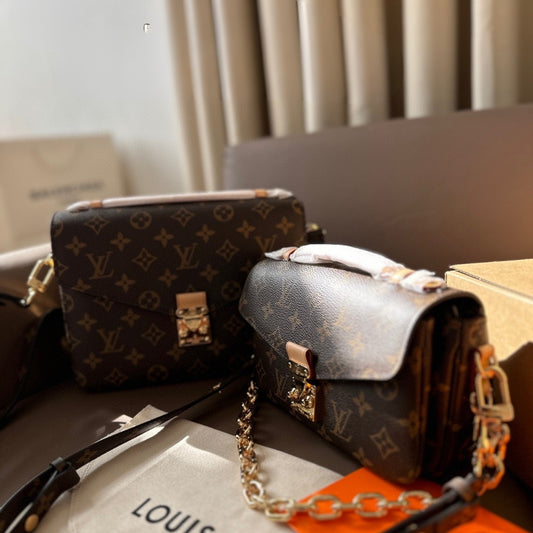 LV Monogram Classic Bag