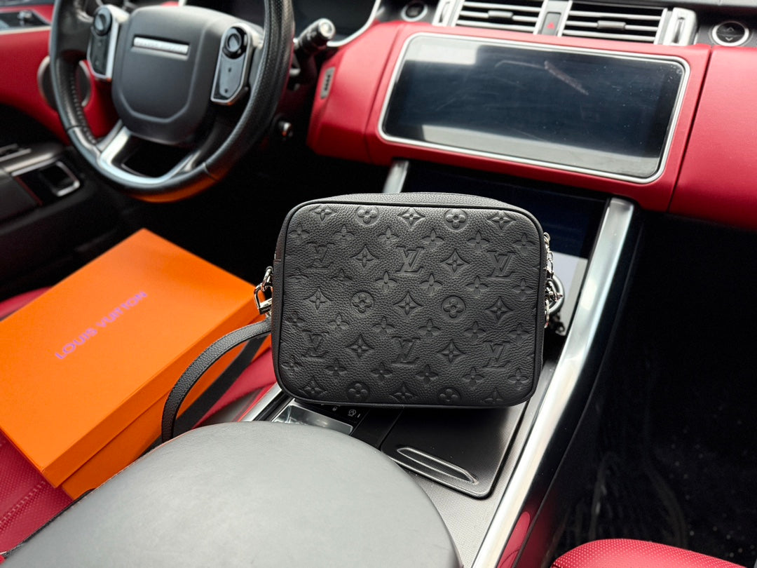 LV Messenger Shoulder Bag