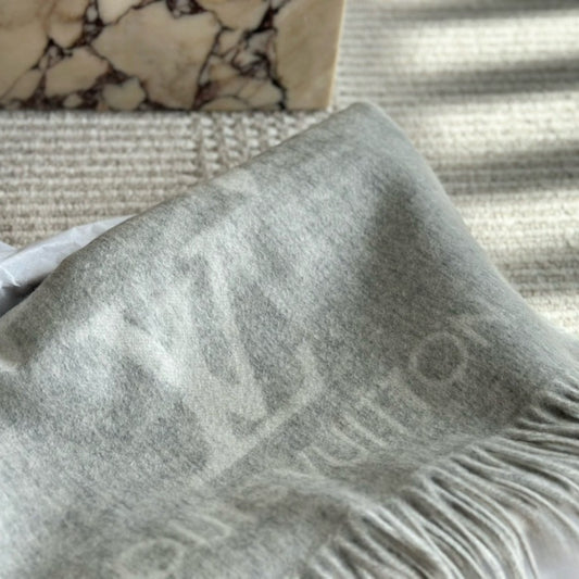 LV Double Sided Cashmere
