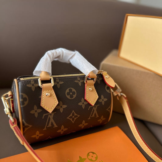 LV 16cm Pillow Bag