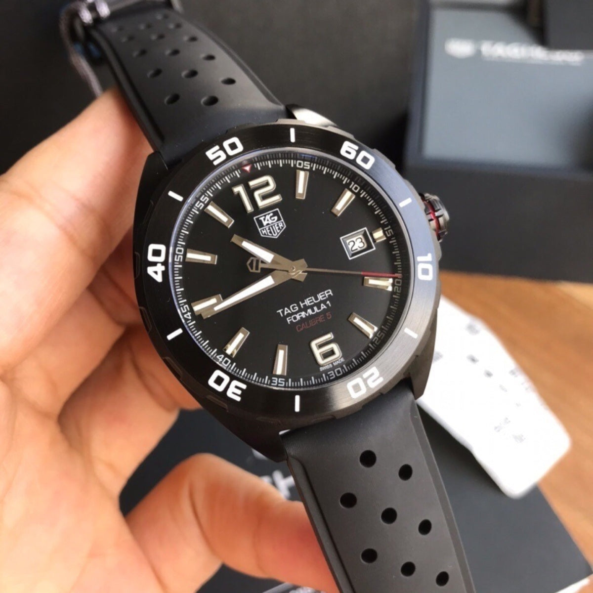 Tag Heuer Aquaracer Men's Rubber Strap Watch