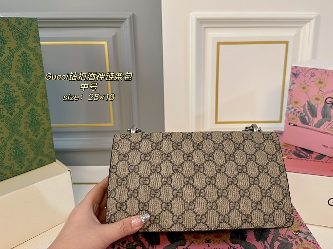 Gucci Dionysus Bag
