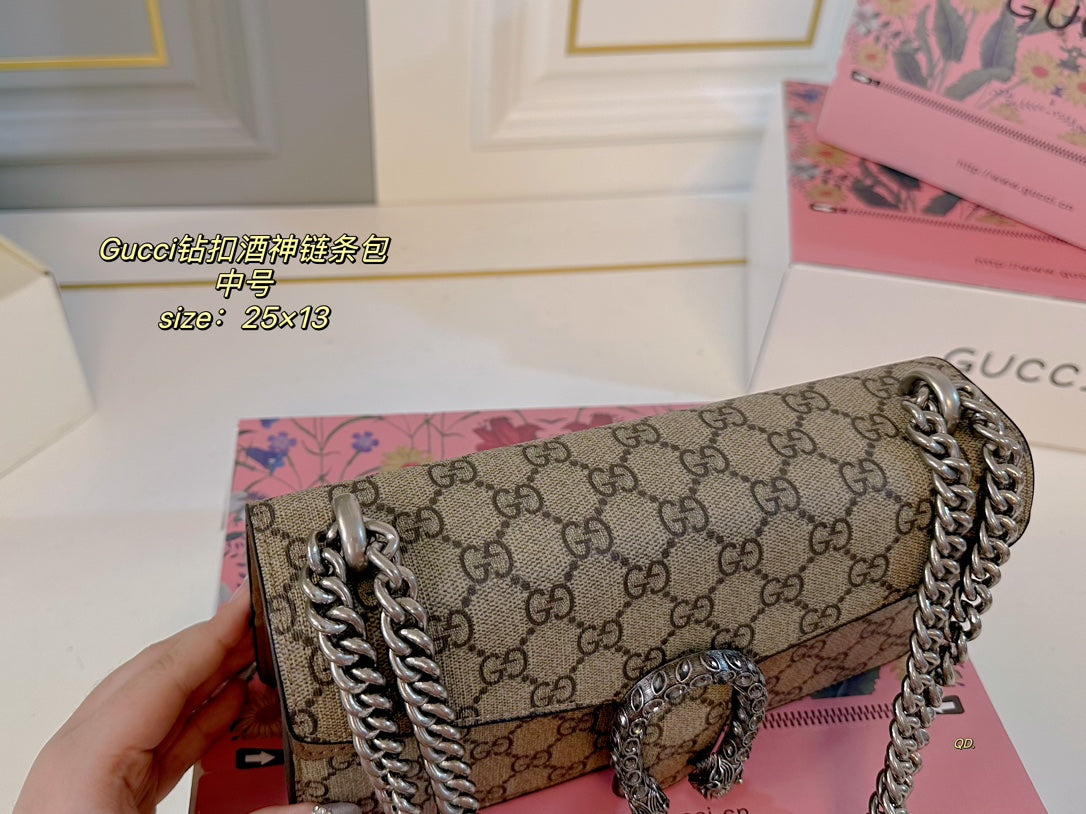 Gucci Dionysus Bag