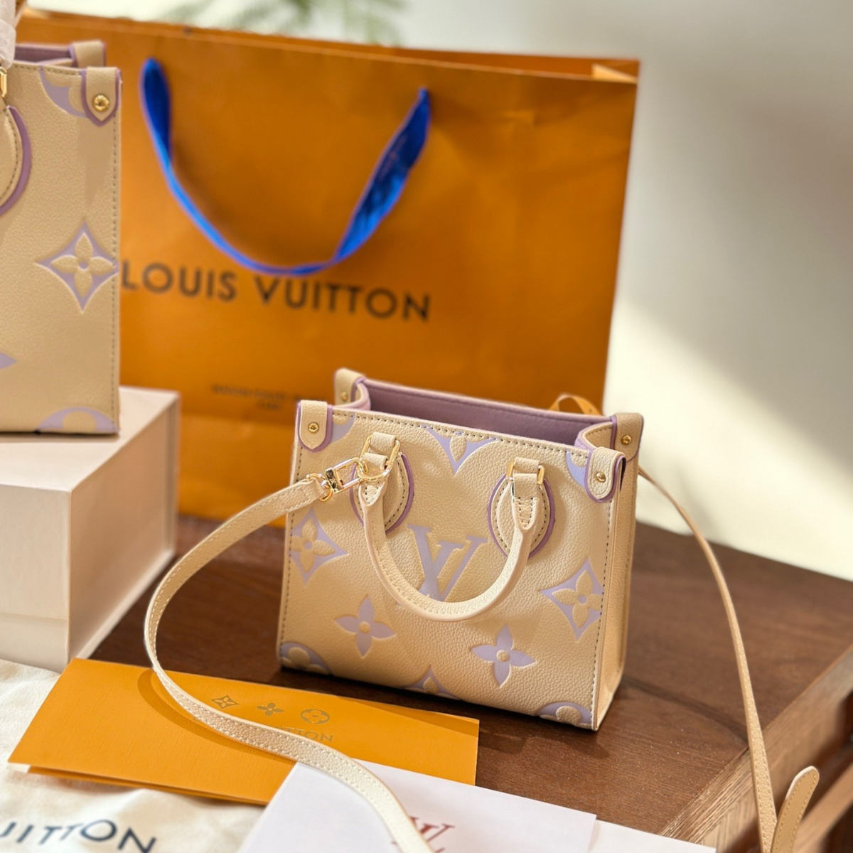 LV Onthego Mini Tote Bag