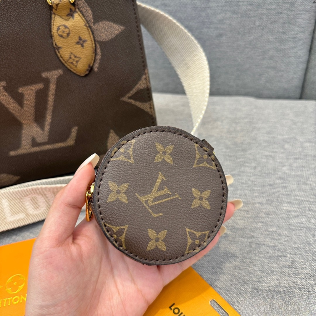 LV Jungle Onthego Tote Bag
