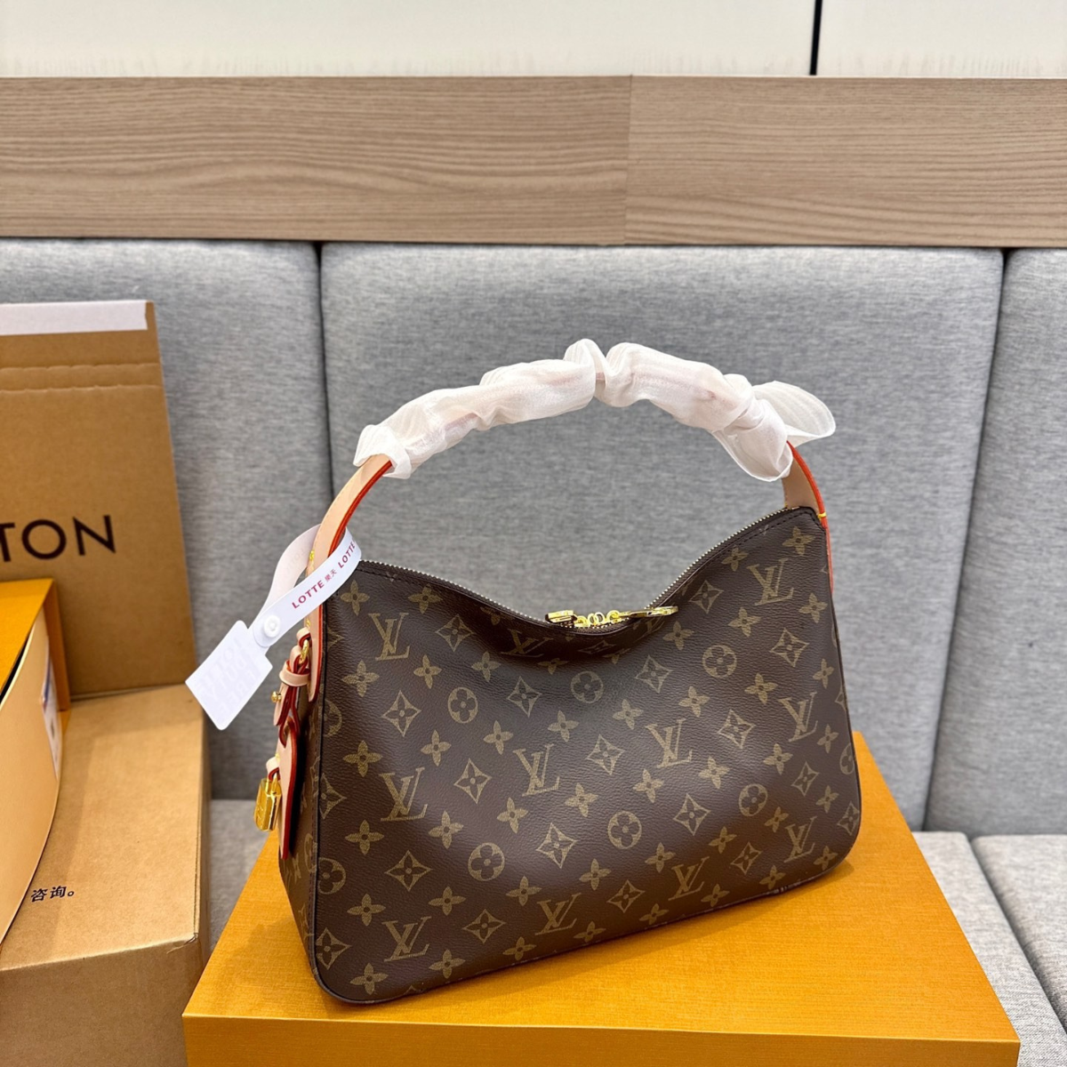 LV Slouchy MM Tote Bag