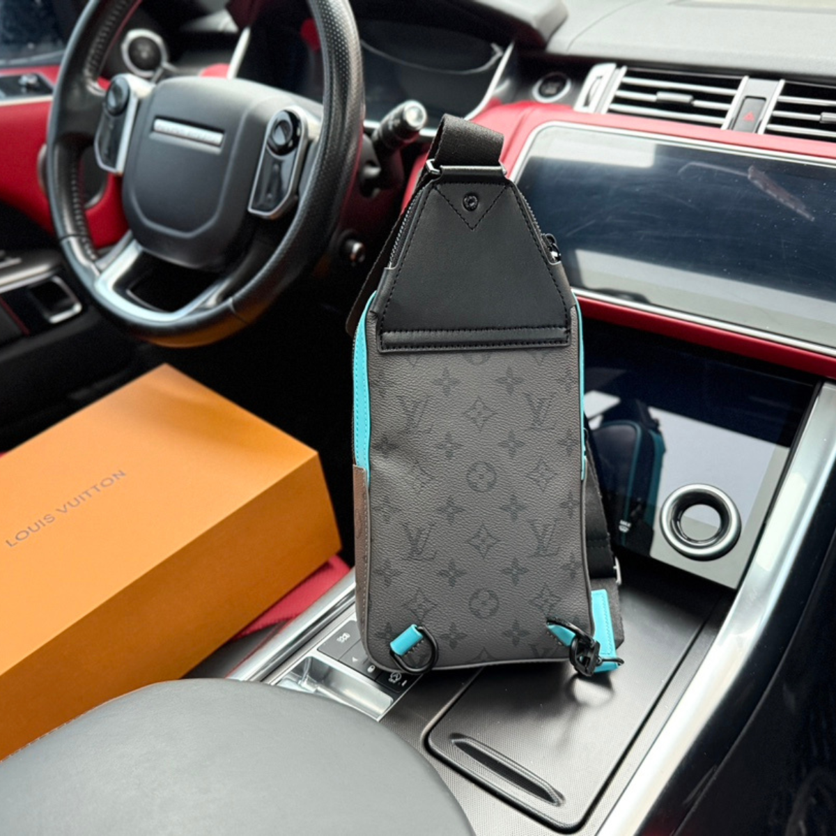 LV Avenue Shoulder Bag