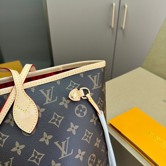 LV Neverfull Monogram Tote