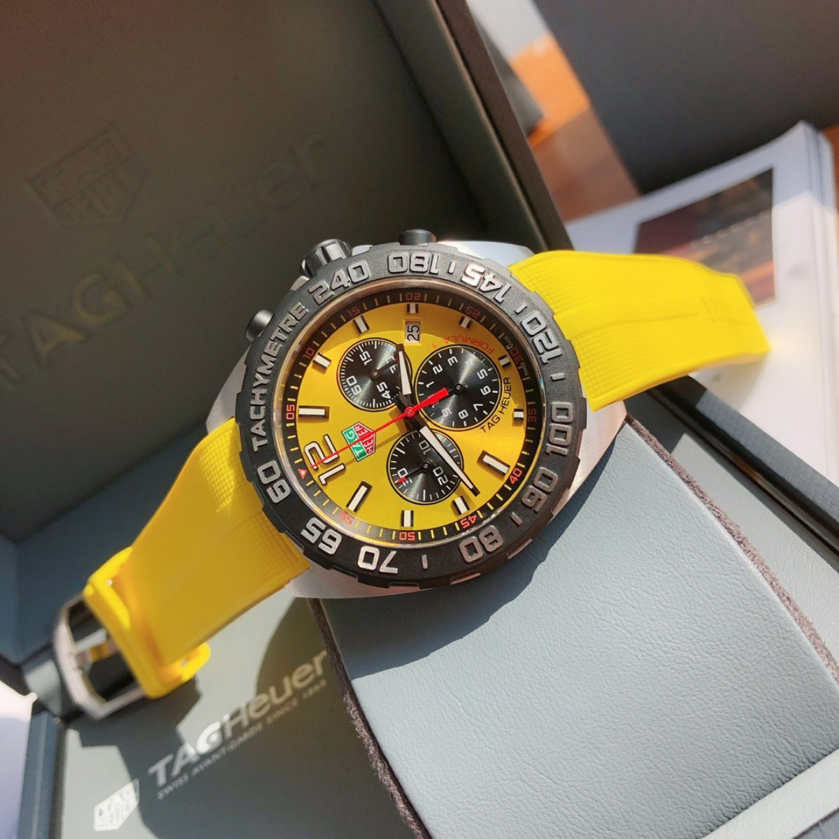 Tagheuer F1 Swiss Quartz Men's Watch