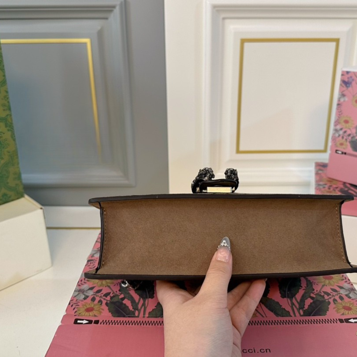 GUCCI Dionysus Chain Bag