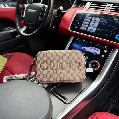 Gucci Elegant Designer Crossbody Bag
