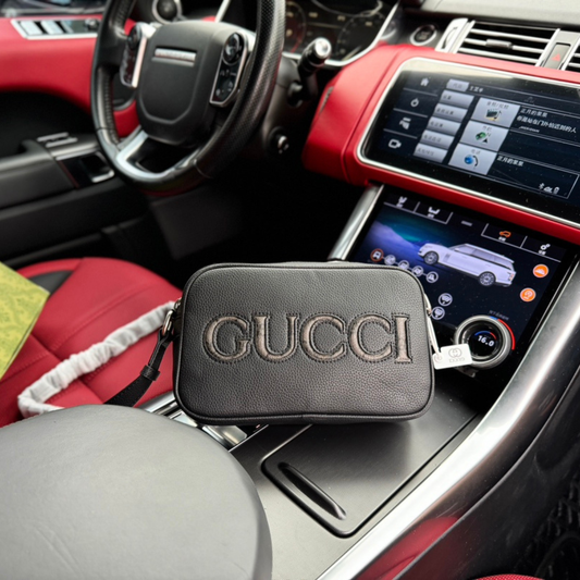Gucci Elegant Designer Crossbody Bag