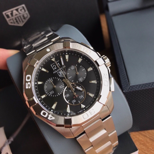 Tag Heuer Aquaracer Chronograph Watch – Black Dial