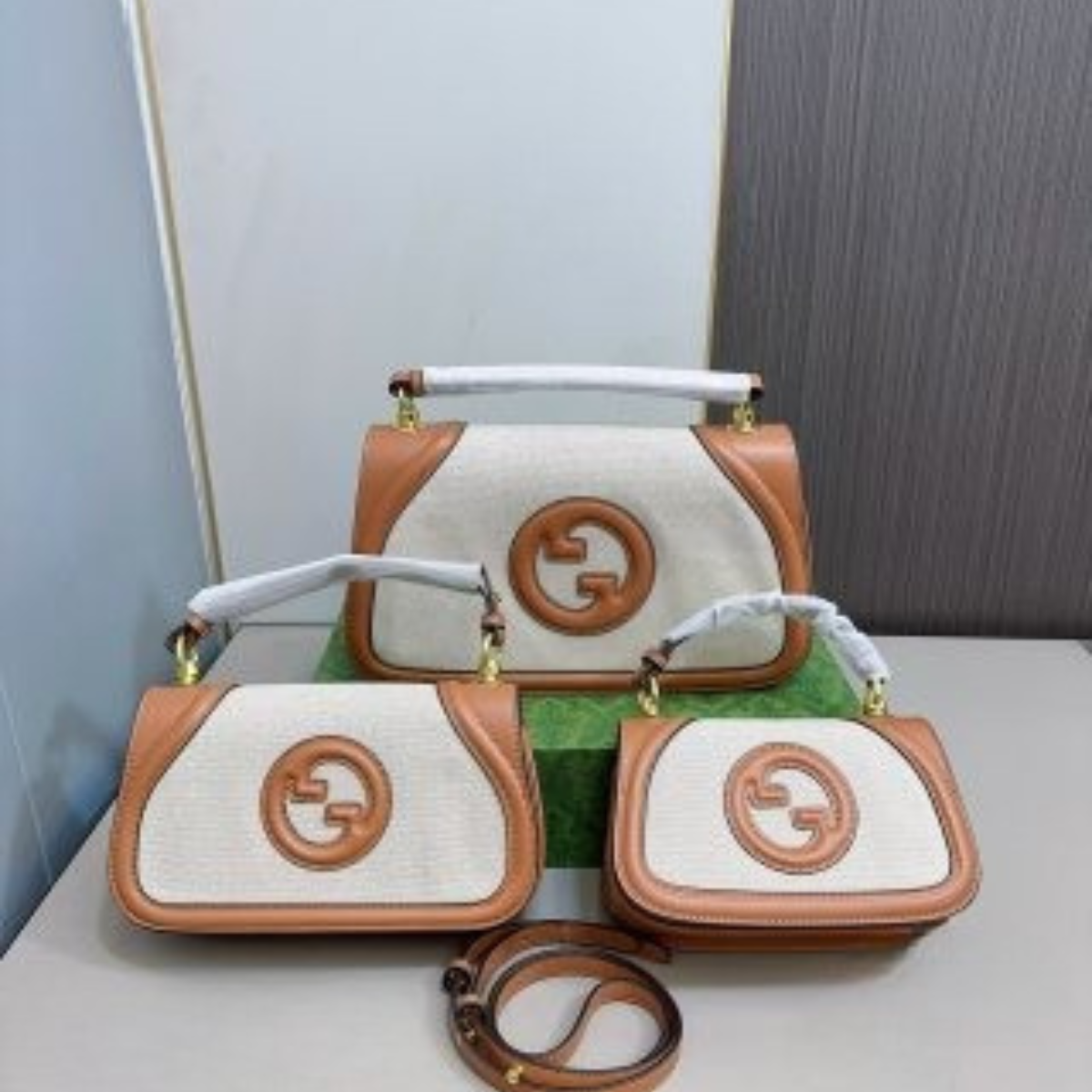 Gucci Signature GG Handbag