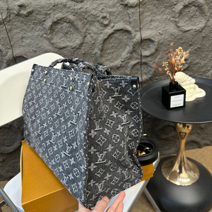 LV Onthego Jungle Bag