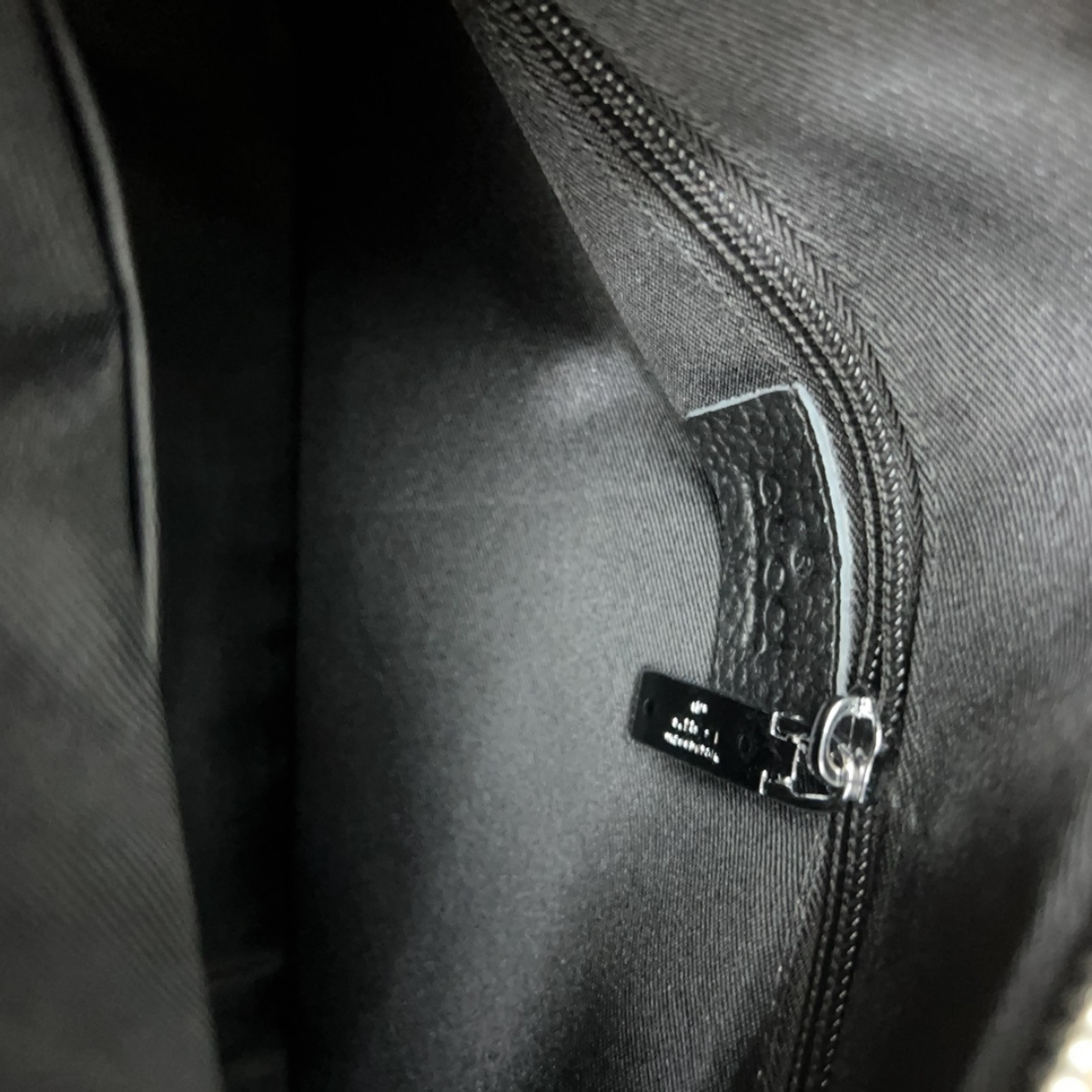 Luxury Gucci Leather Bag