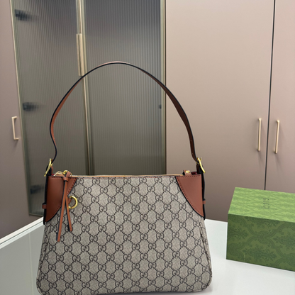 Gucci Retro Shoulder Bag