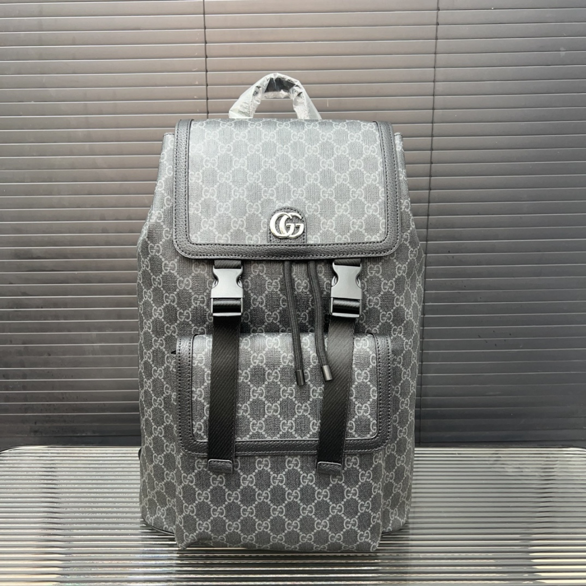 Gucci GG Supreme Backpack Bag