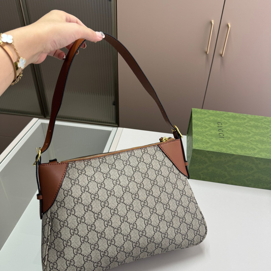 Gucci Retro Shoulder Bag