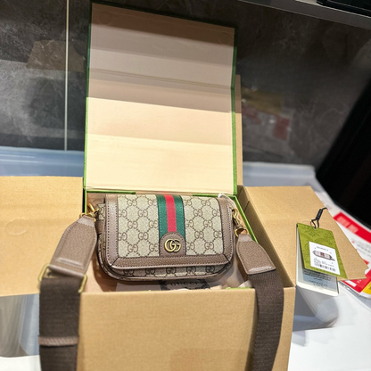 Gucci Chic Square Bag