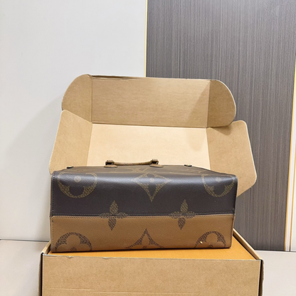 LV Onthego Jungle Tote Bag