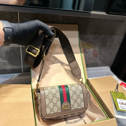 Gucci Chic Square Bag
