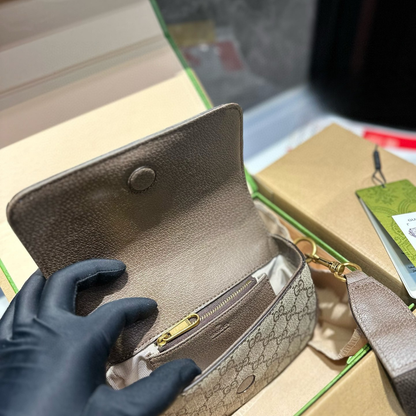 Gucci Chic Square Bag