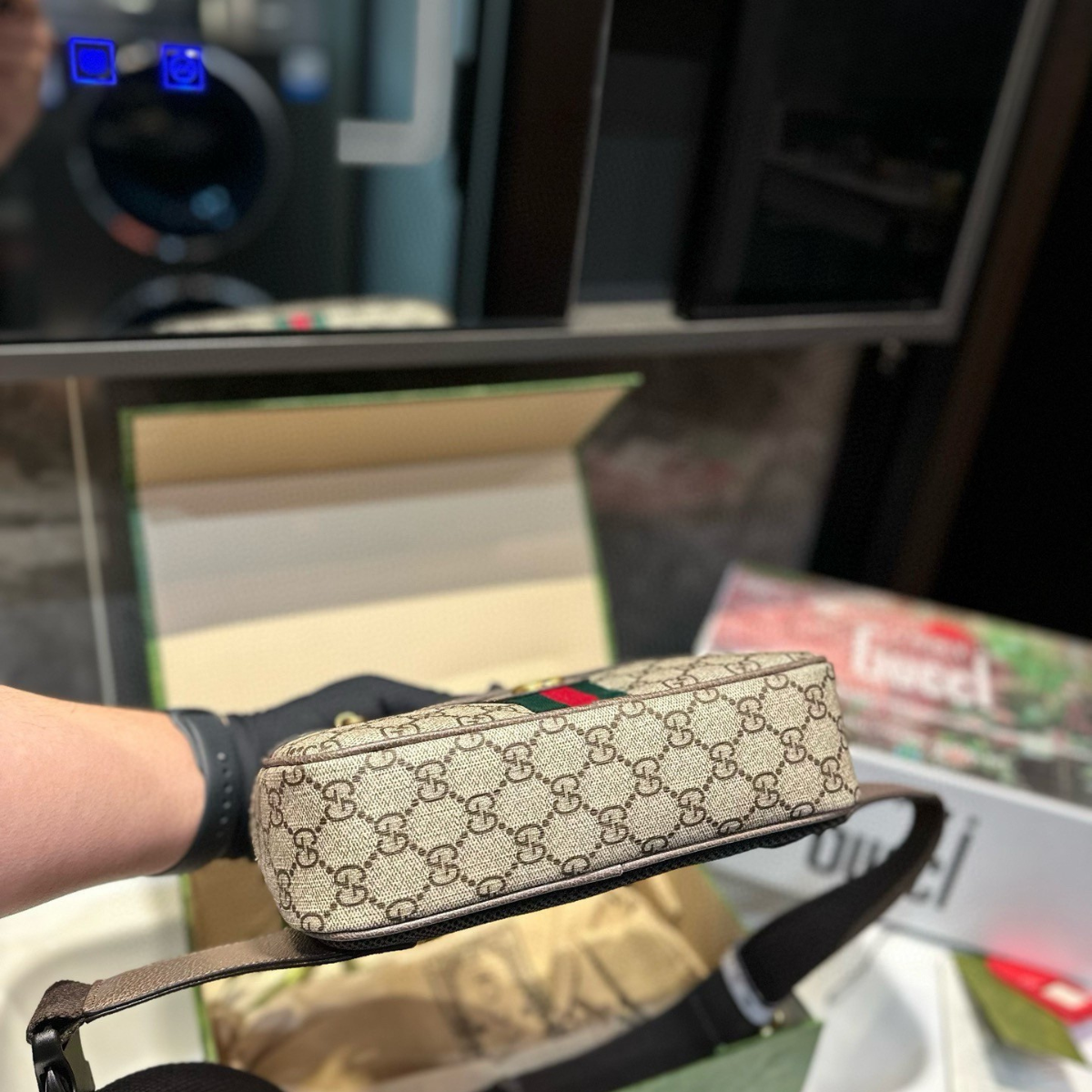 Gucci Ophidia Chest Bag