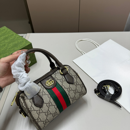 Gucci Stylish Pillow Bag