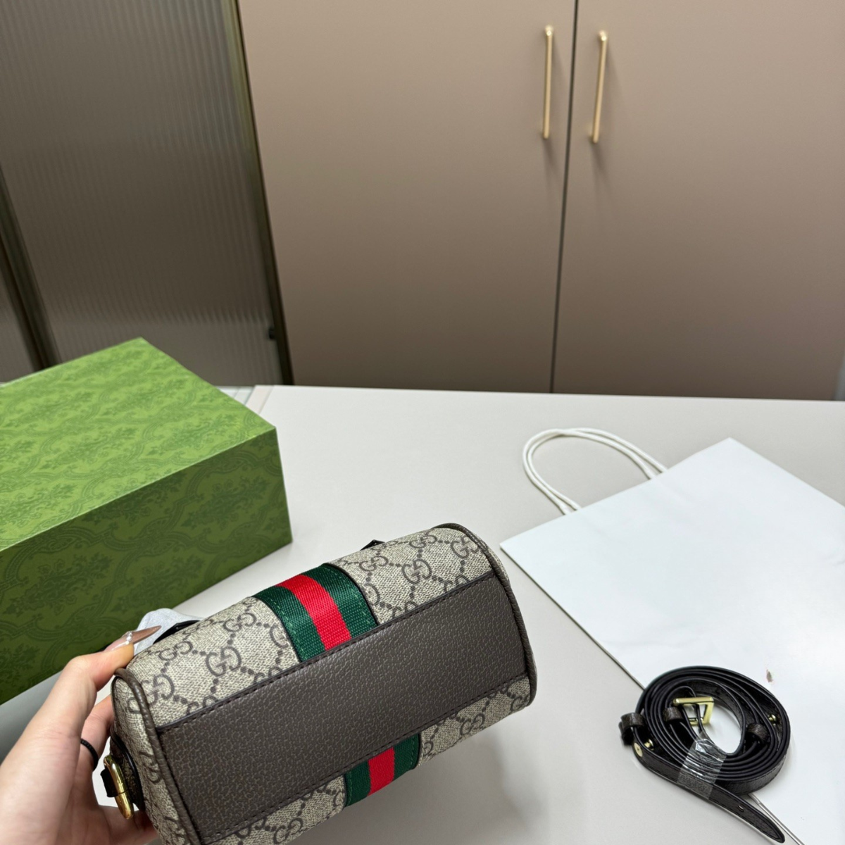 Gucci Stylish Pillow Bag