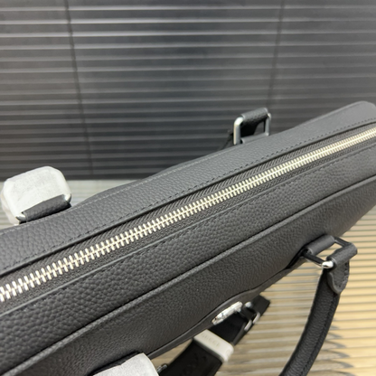 Gucci Black Leather Business Bag