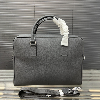 Gucci Black Leather Business Bag