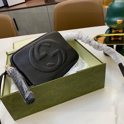 GUCCI Luxury Leather Purse