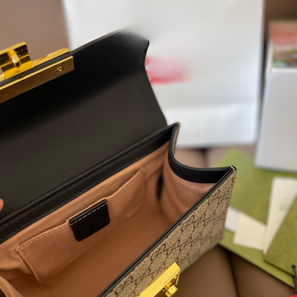 Gucci Moonlight Chain Bag