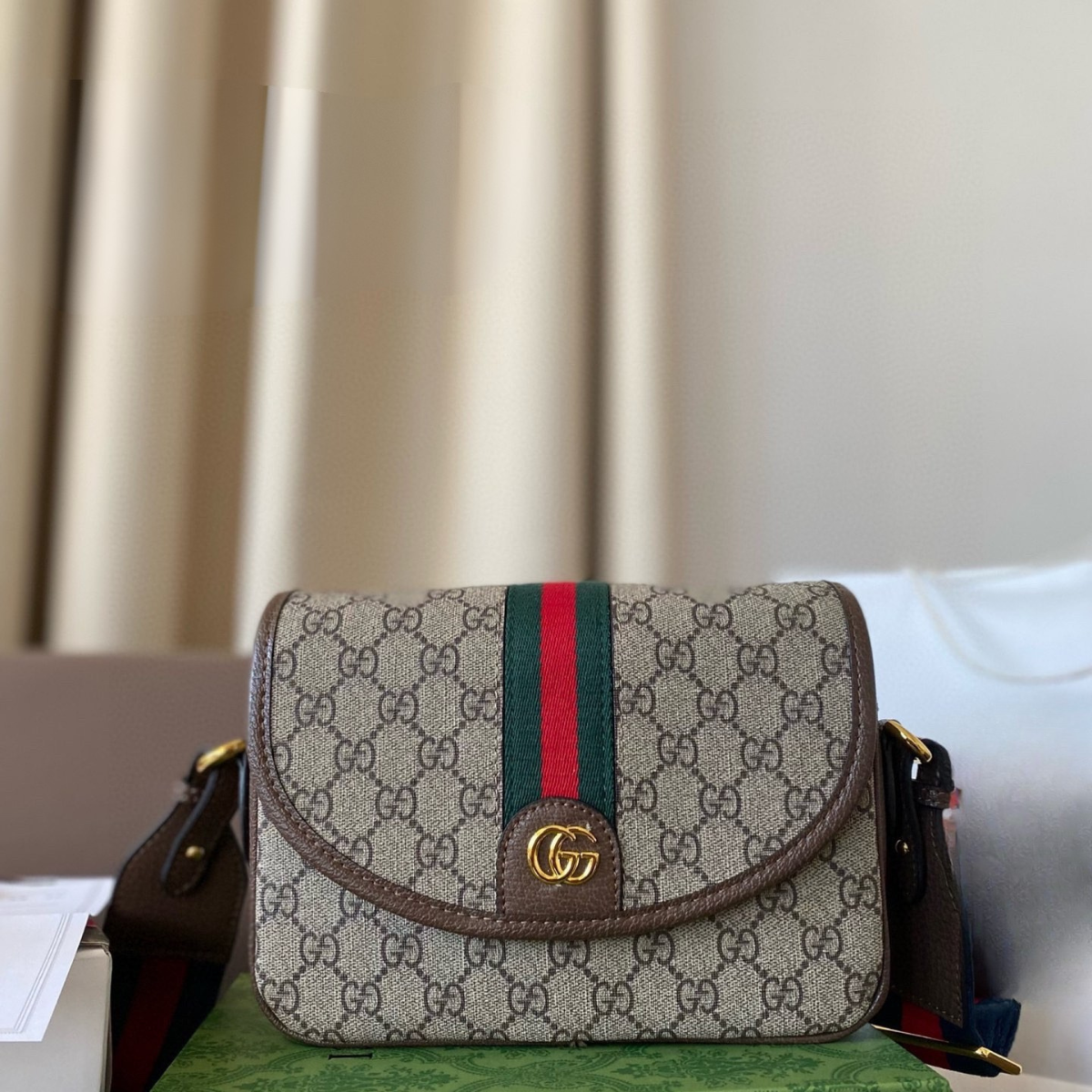 Gucci Ophidia Messenger Bag