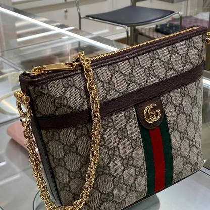 GUCCI Supreme Shoulder Bag