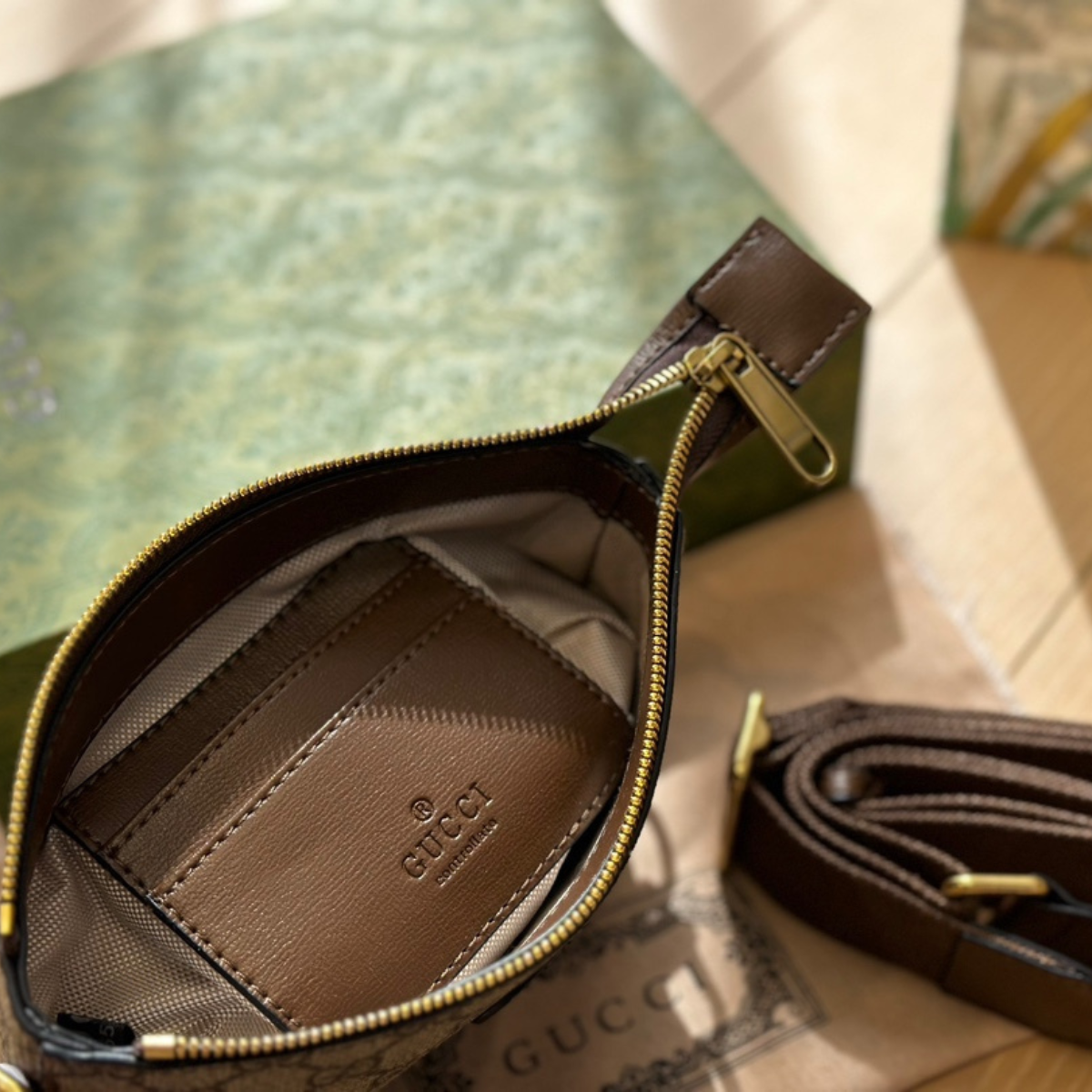 Gucci Classic Unisex Bag