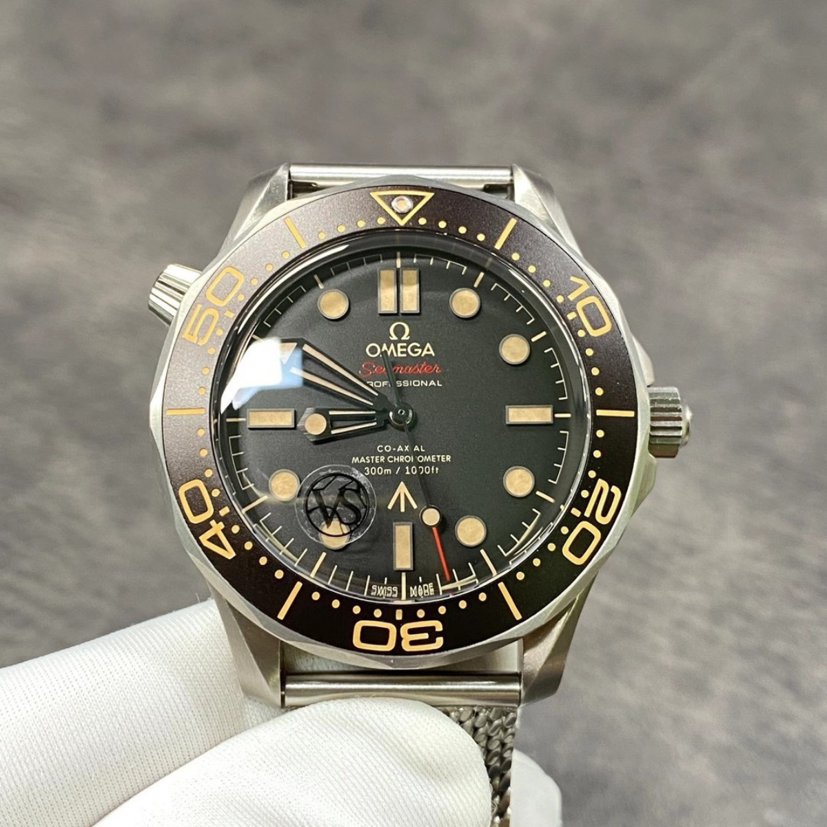 Omega Bond 007 No Time Watch