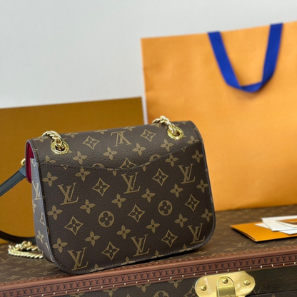 LV PASSY Chain Bag